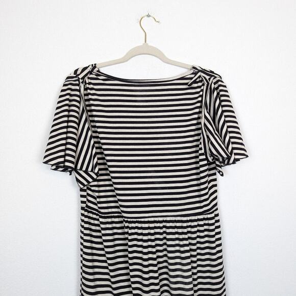 NWT Suzanne Betro Black And Cream Tiered Striped Dress - Picture 6 of 9